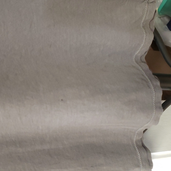 S Classic Solid Short Sleeve Tee. - Picture 3 of 5